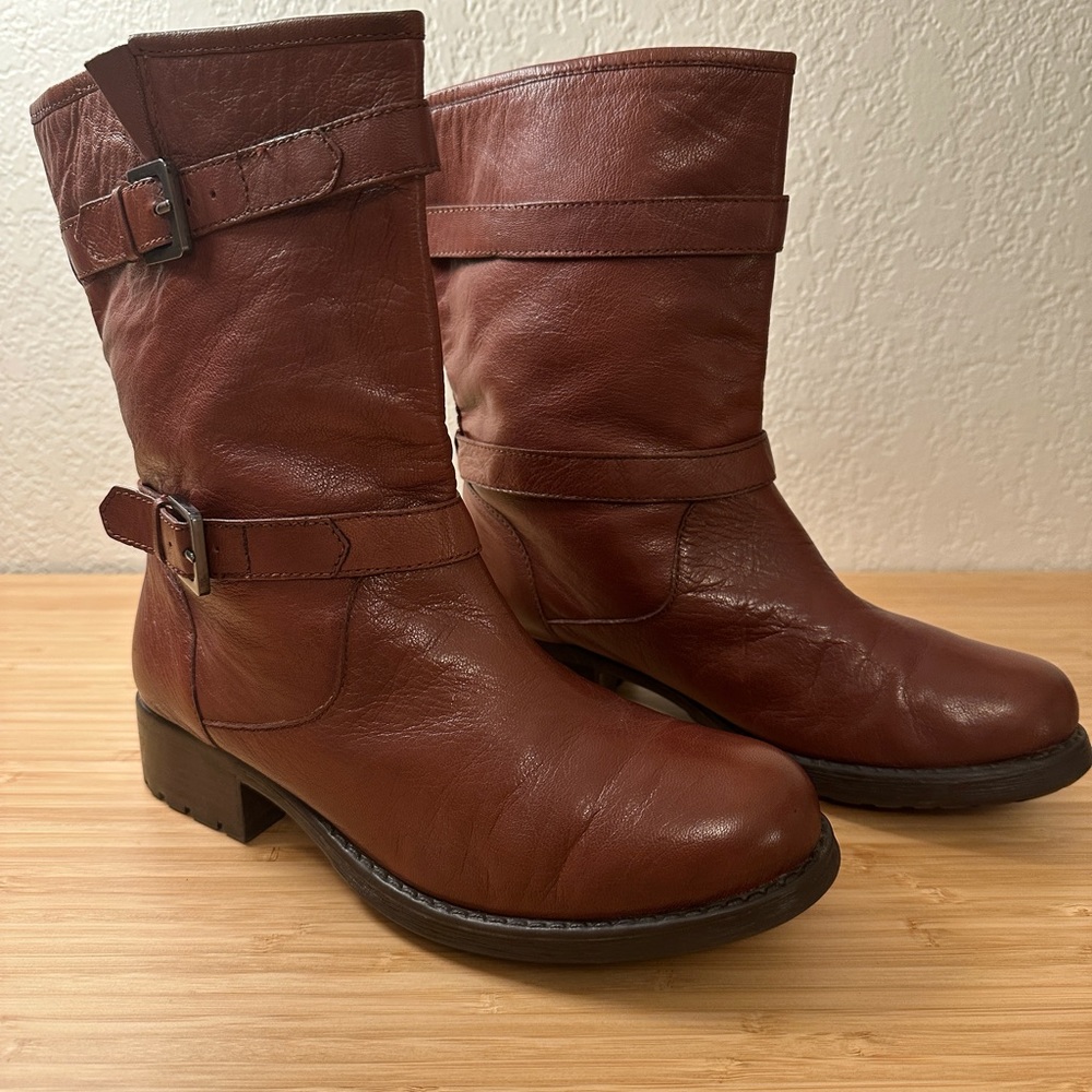 Boutique 9 Brown Leather Boots